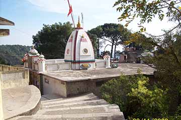 maa-kumal-pathri-temple